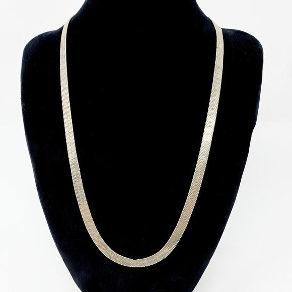 Sterling Silver Herringbone Chain Stamped 925 - 20 in Long 1/4 inch wide 16.56g - Picture 1 of 8